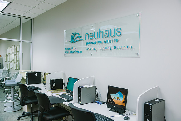 0034-Neuhaus Education Center-20221027-JT