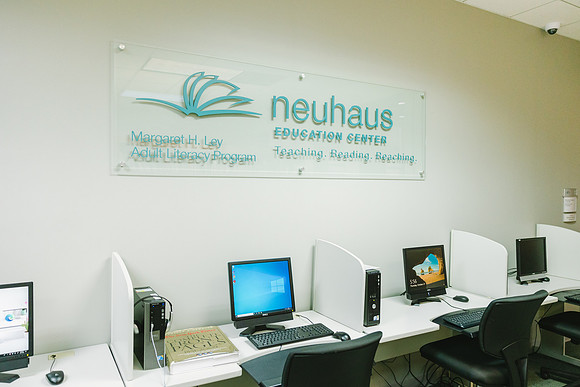 0040-Neuhaus Education Center-20221027-JT