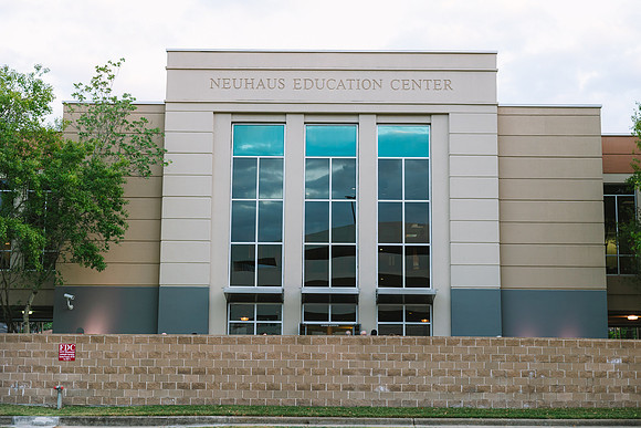 0154-Neuhaus Education Center-20221027-JT