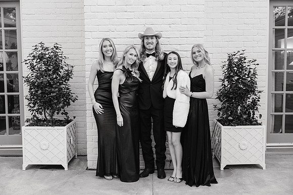 0014-HCC Family Dance-20241220-BW