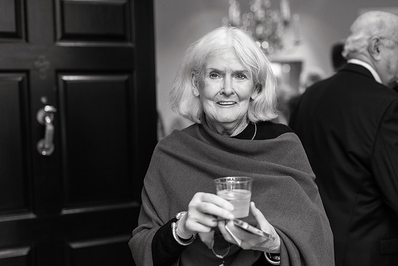 Nancy-1653_BW_