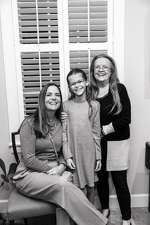 Nancy-2186_BW_