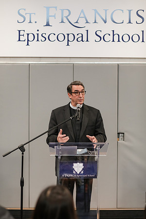 039_St. Francis Tie Ceremony_